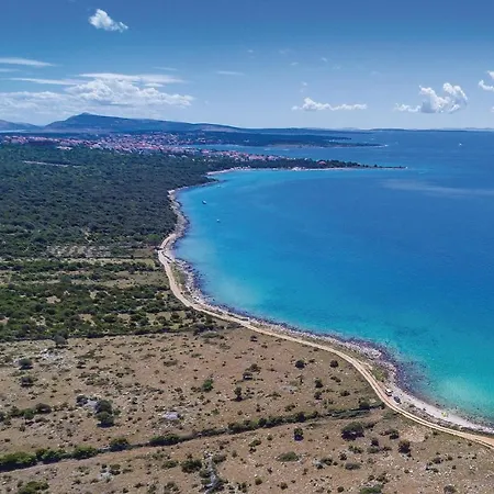 1 Bedroom Gorgeous In Appartamento Mandre