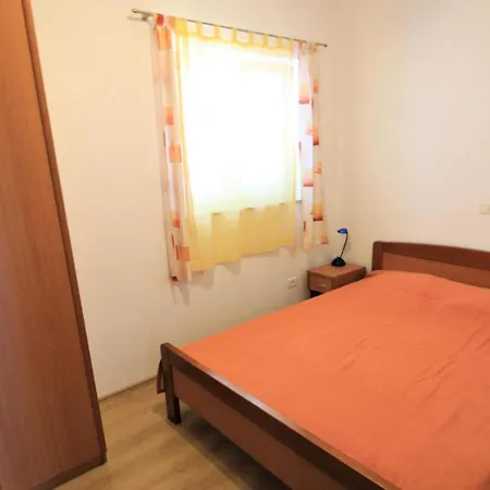 1 Bedroom Gorgeous In